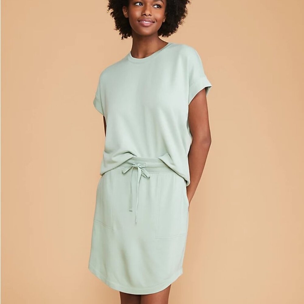 Lou & Grey Mint Green Mini Skirt